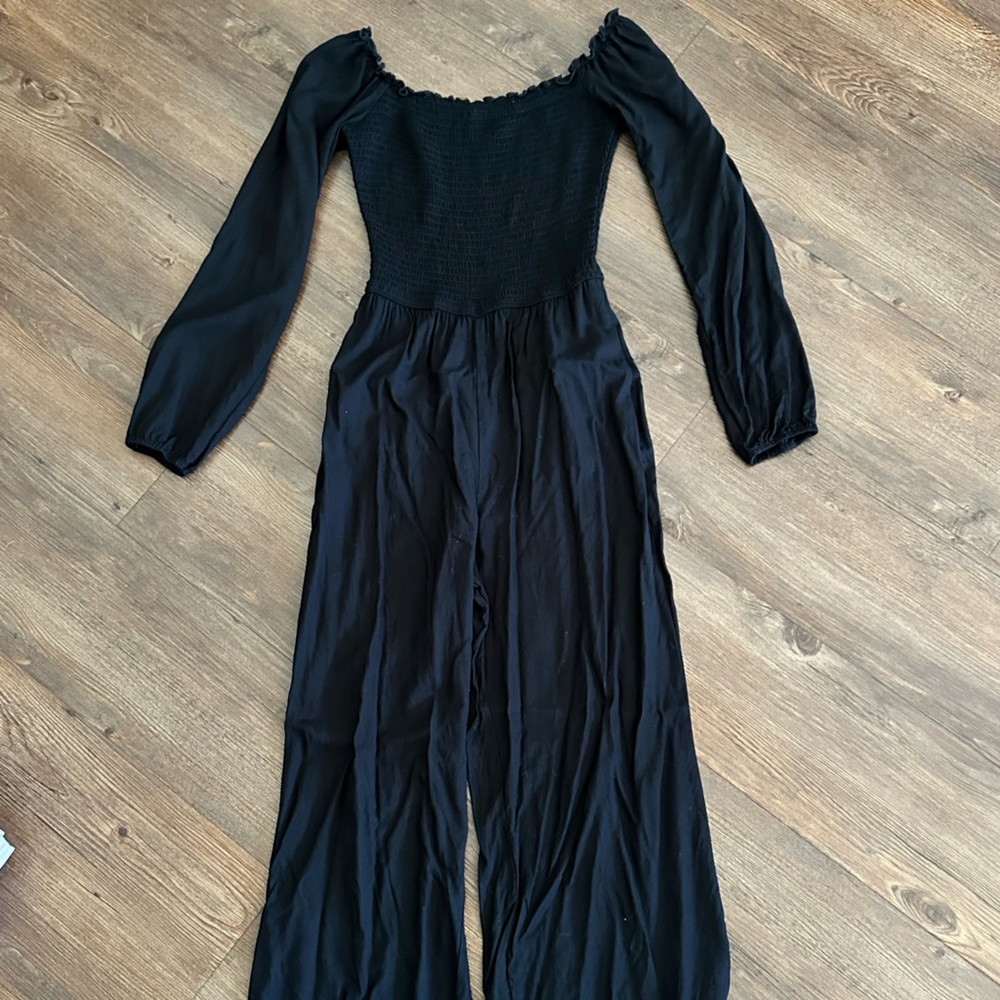 Full length jumpsuit from hollister. Size small